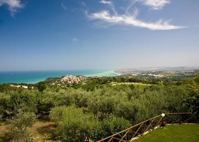 La Terrazza Del Conero La Ginestra Апартаменты *